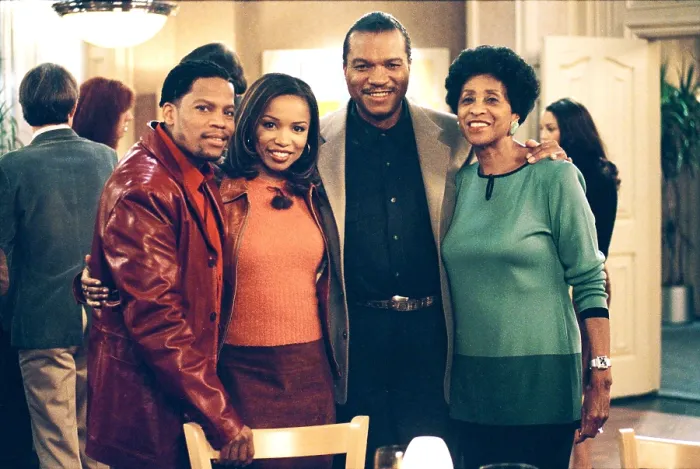 Framed Print : THE HUGHLEYS, (l to r): D.L. Hughley, Elise Neal, Billy Dee Williams, & Marla Gibbs. 'Forty Acres and A Fool', airing February 19, 2001, 1998-2002