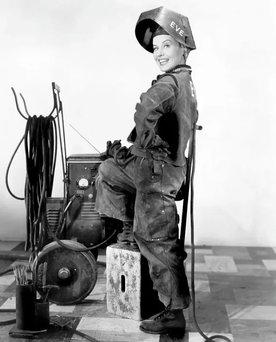 Framed Print : I LOVE A SOLDIER, Paulette Goddard, 1944