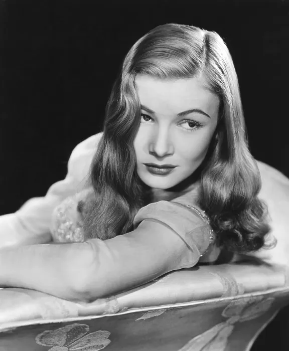 Framed Print : I MARRIED A WITCH, Veronica Lake, 1942