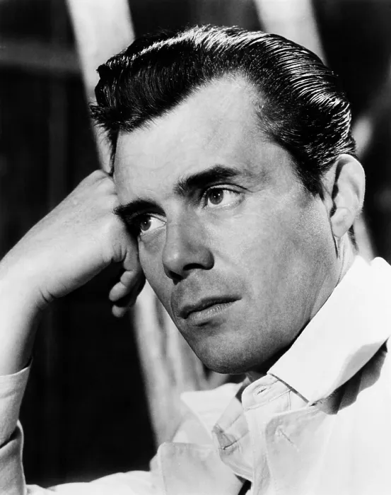Framed Print : I COULD GO ON SINGING, Dirk Bogarde, 1963