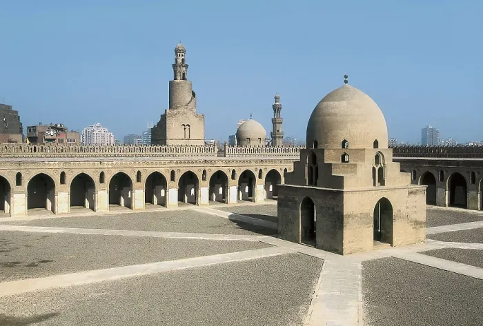 Framed Print : The Ibn Tulun Mosque. 879. EGYPT. Cairo. Islamic Cairo. Courtyard. Abbasid art. Architecture. AISA / Everett Collection**US SALES ONLY** Framed Print : The Ibn Tulun Mosque. 879. EGYPT. Cairo. Islamic Cairo. Courtyard. Abbasid art. Architecture. AISA / Everett Collection**US SALES ONLY**