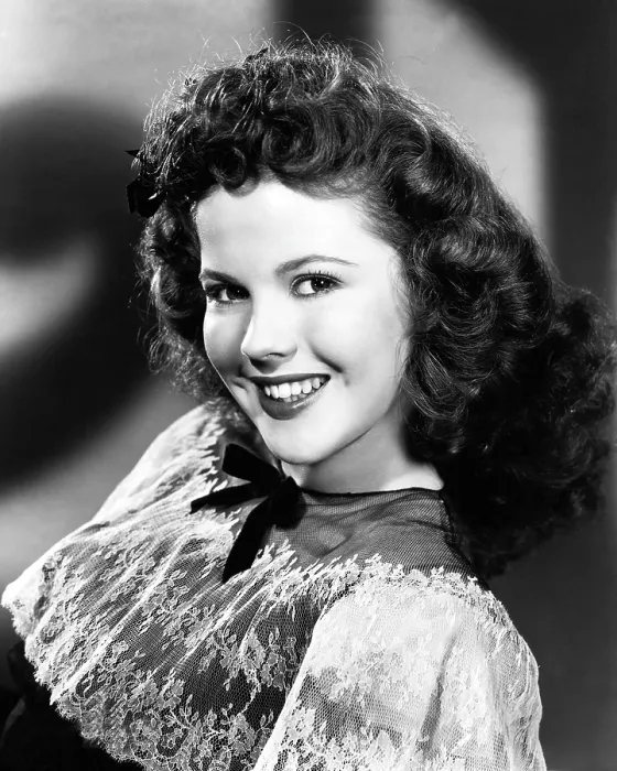 Framed Print : I'LL BE SEEING YOU, Shirley Temple, 1944