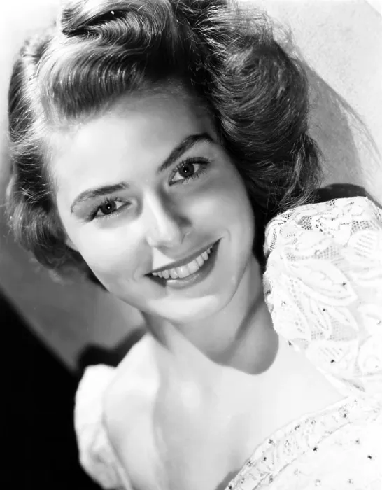 Framed Print : Ingrid Bergman, early 1940s Framed Print : Ingrid Bergman, early 1940s