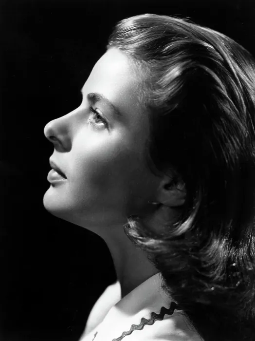 Framed Print : INGRID BERGMAN, portrait c. 1946 Framed Print : INGRID BERGMAN, portrait c. 1946