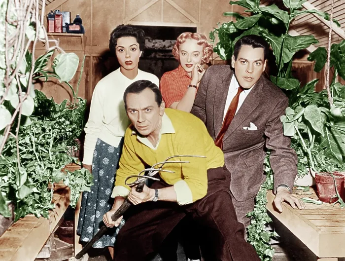 Framed Print : INVASION OF THE BODY SNATCHERS, from left: Dana Wynter, King Donovan, Carolyn Jones, Kevin McCarthy, 1956