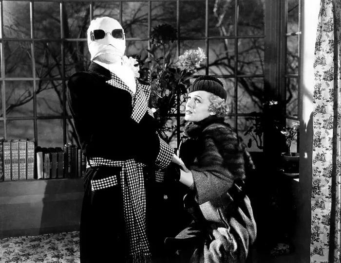 Framed Print : THE INVISIBLE MAN, Claude Rains, Gloria Stuart, 1933