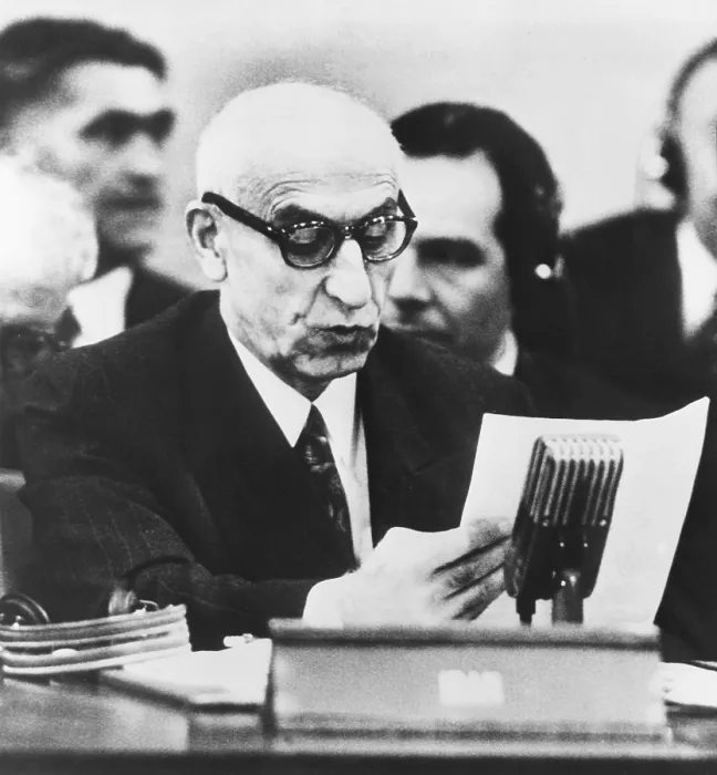 Framed Print : Iranian premier Mohammed Mossadegh appearing before the UN Security Council. Oct. 16, 1951 Framed Print : Iranian premier Mohammed Mossadegh appearing before the UN Security Council. Oct. 16, 1951