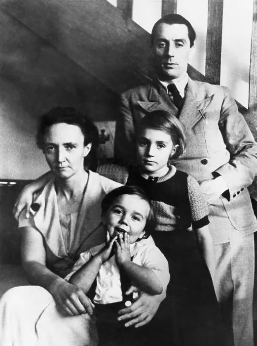 Framed Print : Irene and Frederic Joliot-Curie with their children, Helene and Pierre, Nov. 1935