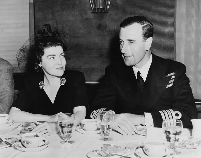Framed Print : Irene Kuhn seated with Lord Louis Mountbatten at 1941 Overseas Press Club luncheon in his honor, New York City
