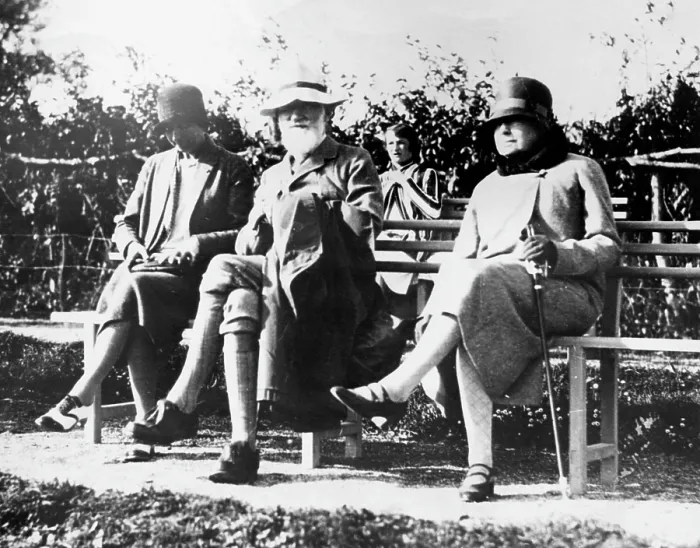 Framed Print : Irish author and playwright George Bernard Shaw (center), on vacation with his wife Charlotte-Payne Townhend (far left), on the Isle of Brijuni, Croatia, c. 1910's