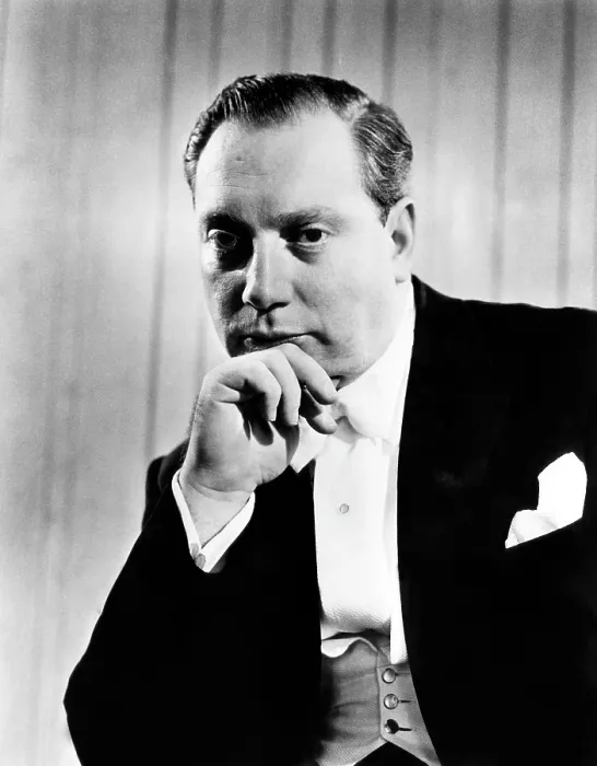 Framed Print : Isaac Stern (1920-2001), Violinist, circa. 1960s. Courtesy: CSU Archives / Everett Collection