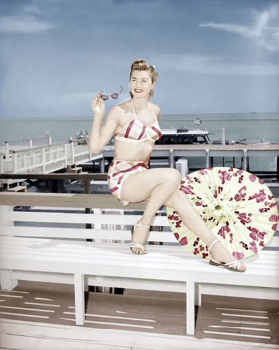 Framed Print : ON AN ISLAND WITH YOU, Esther Williams, 1948