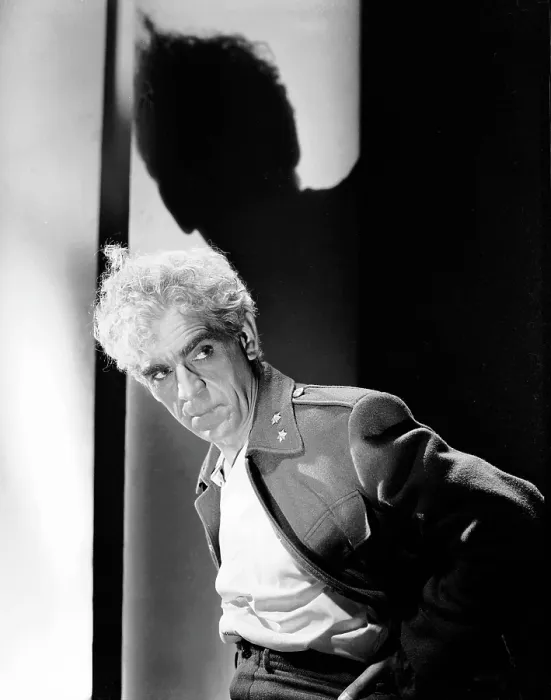 Framed Print : ISLE OF THE DEAD, Boris Karloff, 1945