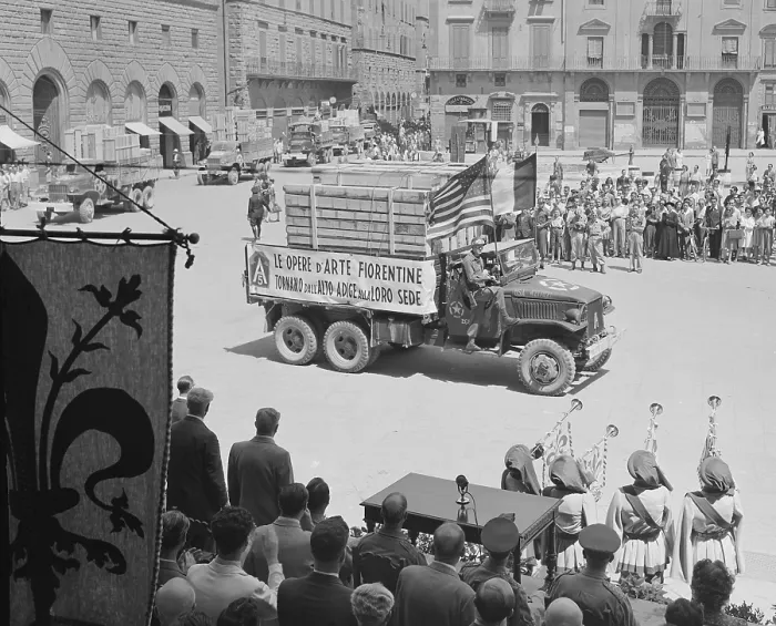 Framed Print : Italian art treasures looted by Nazi Germany are returned to Florence by the U.S. Army. Six trucks guarded by U.S