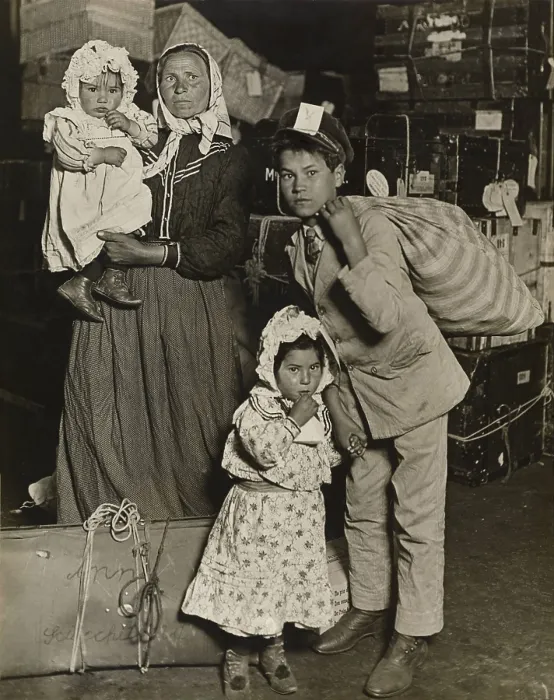 Framed Print : Italian immigrant mother with three children at Ellis Island, May 1908