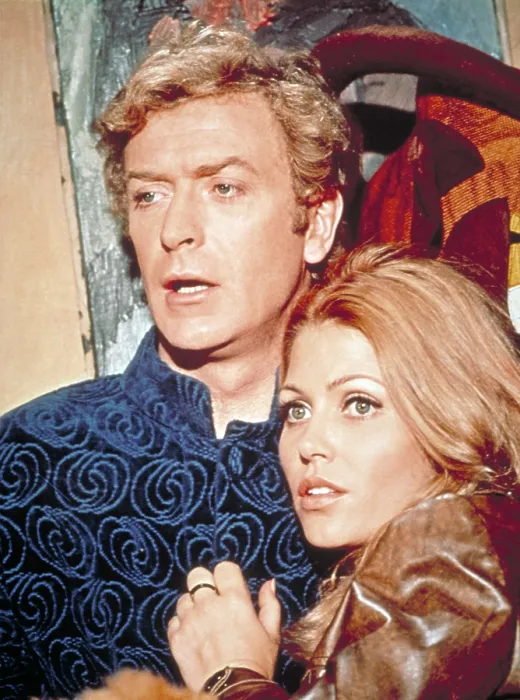 Framed Print : THE ITALIAN JOB, Michael Caine, Maggie Blye, 1969