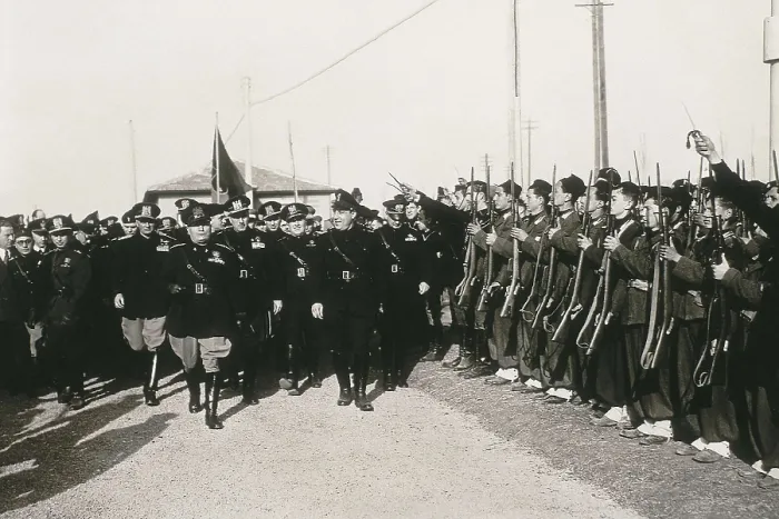 Framed Print : Italy. Benito Mussolini reviewing the troops. AISA / Everett Collection**US SALES ONLY**