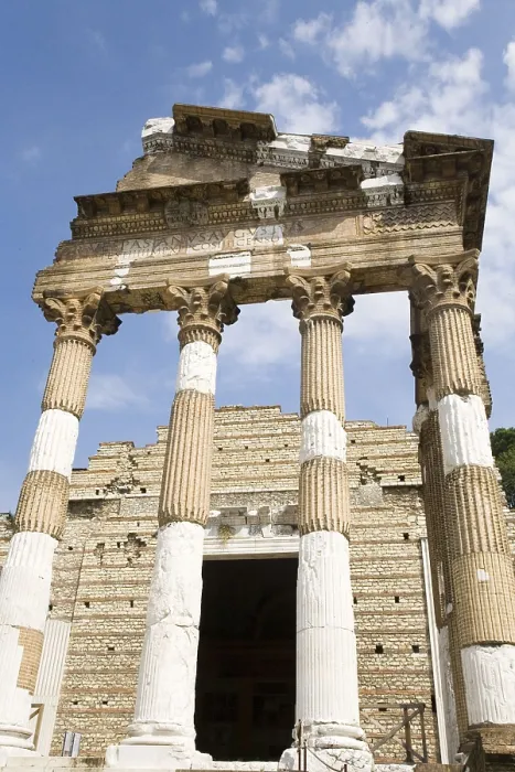 Framed Print : ITALY. Brescia. Capitoline Temple (73-74 BC) in the Roman forum. Roman art. Early Empire. Architecture. AISA / Everett Collection**US SALES ONLY** Framed Print : ITALY. Brescia. Capitoline Temple (73-74 BC) in the Roman forum. Roman art. Early Empire. Architecture. AISA / Everett Collection**US SALES ONLY**