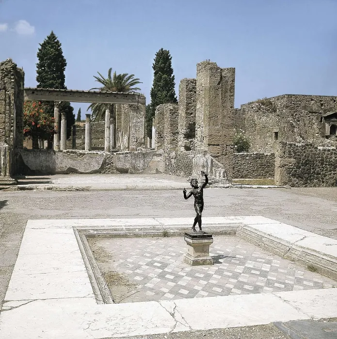 Framed Print : ITALY. CAMPANIA. NAPLES. Pompeii. House of the Faun. Atrium. Roman art. Early Empire. AISA / Everett Collection**US SALES ONLY**