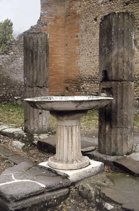 Framed Print : ITALY. CAMPANIA. NAPLES. Pompeii. Marble font situated in Triangle Forum. Roman art. Early Empire. AISA / Everett Collection**US SALES ONLY**