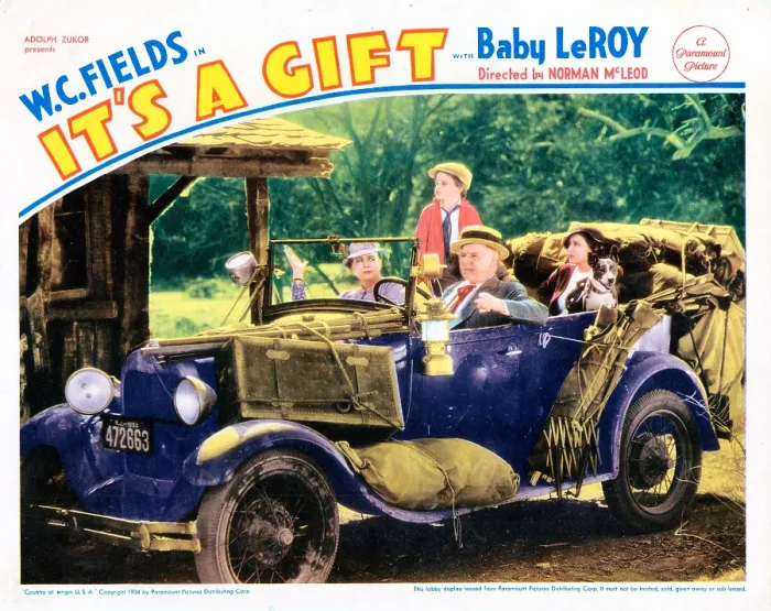 Framed Print : IT'S A GIFT, US lobbycard, from left: Kathleen Howard, Tommy Bupp, W C Fields, Jean Rouverol, 1934