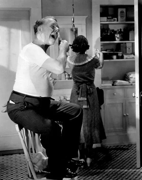 Framed Print : IT'S A GIFT, W.C. Fields, 1934