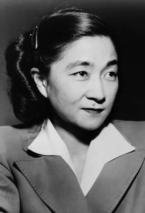 Framed Print : Iva Ikuko Toguri D'Aquino 1916-2006 in 1949 at the time of her trial for treason for allegedly participating in Tokjo Rose broadcasts during World War II Framed Print : Iva Ikuko Toguri D'Aquino 1916-2006 in 1949 at the time of her trial for treason for allegedly participating in Tokjo Rose broadcasts during World War II