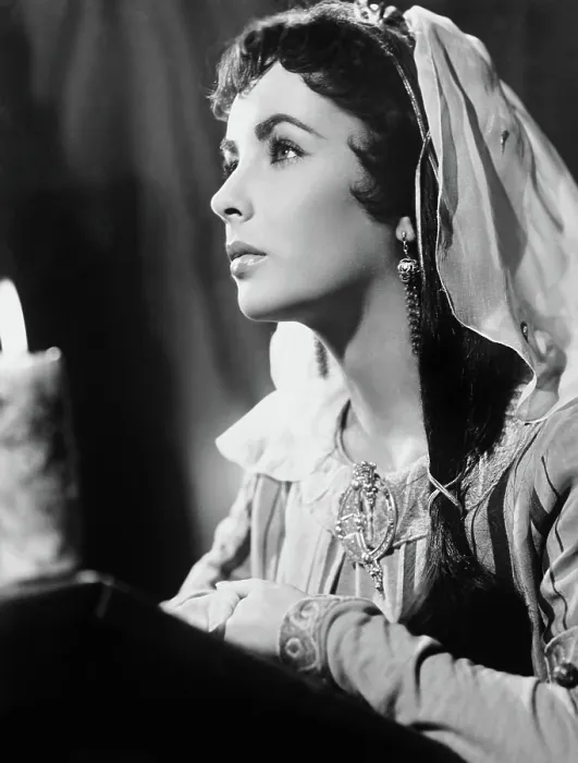 Framed Print : IVANHOE, Elizabeth Taylor, 1952