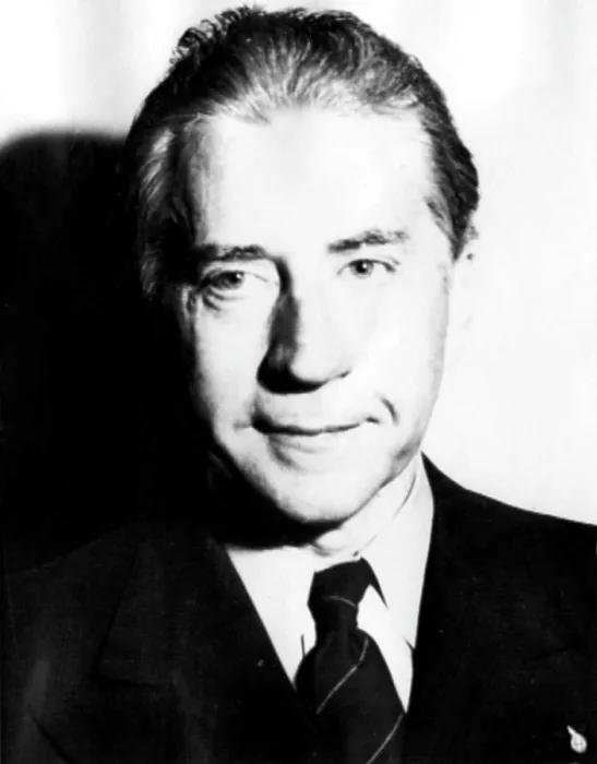 Framed Print : J. Paul Getty, 1957. Courtesy: CSU Archives  /  Everett Collection