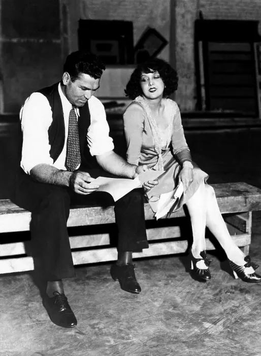 Framed Print : Jack Dempsey and his wife, Estelle Taylor, rehearse their lines for the stage production of The Big Fight, 1928. Courtesy: CSU Archives / Everett Collection
