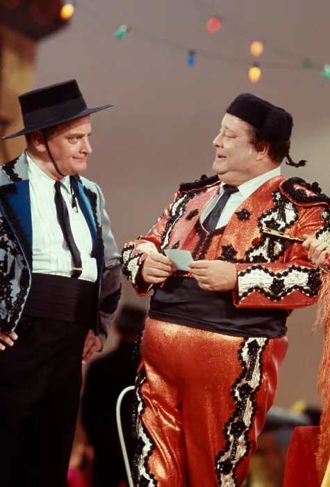 Framed Print : THE JACKIE GLEASON SHOW, Art Carney, Jackie Gleason, 1952-73 Framed Print : THE JACKIE GLEASON SHOW, Art Carney, Jackie Gleason, 1952-73