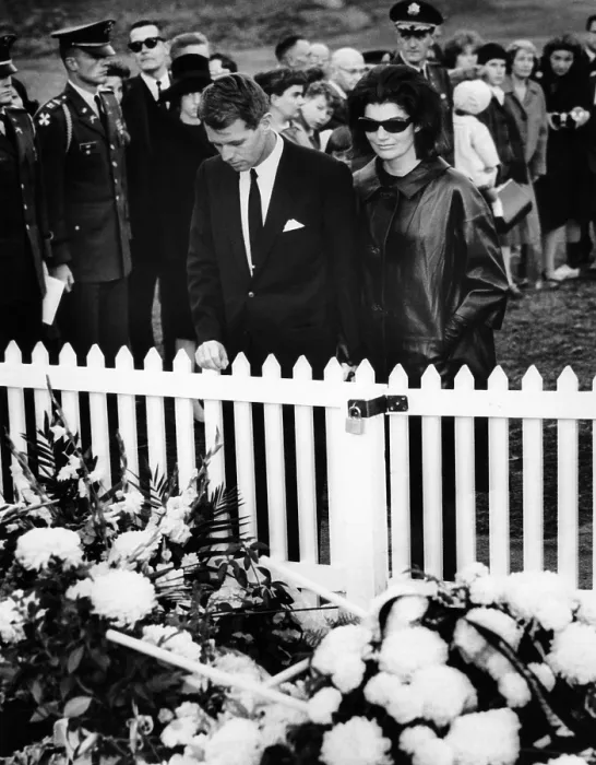 Framed Print : Jacqueline Kennedy and Attorney General Robert Kennedy visit the flower covered grave of President John Kennedy at Arlington National Cemetery. Nov. 27, 1963 Framed Print : Jacqueline Kennedy and Attorney General Robert Kennedy visit the flower covered grave of President John Kennedy at Arlington National Cemetery. Nov. 27, 1963