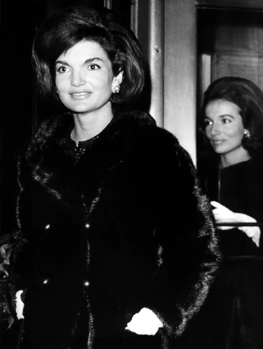 Framed Print : Jacqueline Kennedy and her sister Lee Radziwill in NY, 2 / 63