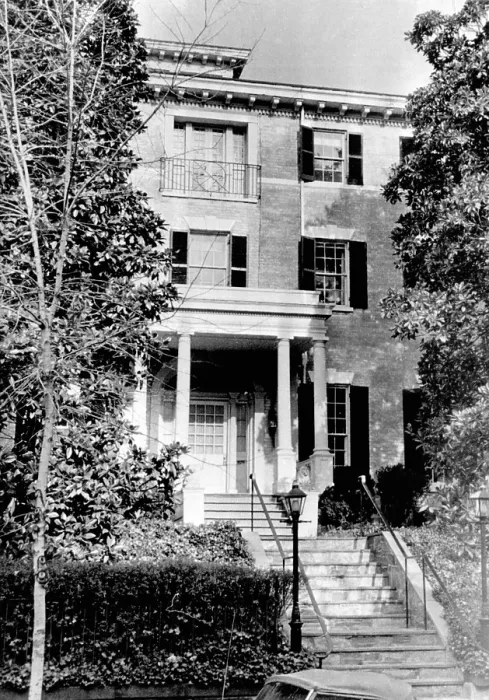 Framed Print : Jacqueline Kennedy, the widow of assassinated President Kennedy, purchased a Federal period Georgetown home, in NW Washington, DC Framed Print : Jacqueline Kennedy, the widow of assassinated President Kennedy, purchased a Federal period Georgetown home, in NW Washington, DC