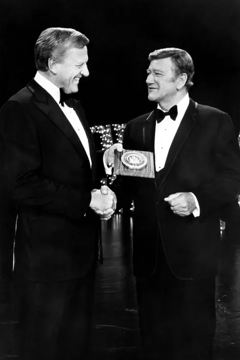 Framed Print : James Arness, John Wayne, circa 1972. Courtesy: CSU Archives / Everett Collection Framed Print : James Arness, John Wayne, circa 1972. Courtesy: CSU Archives / Everett Collection