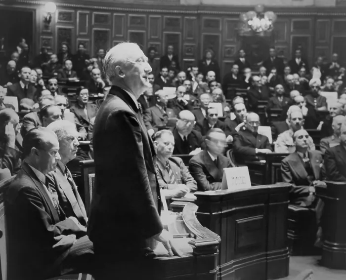 Framed Print : James Byrnes, U.S. Secretary of State addressing delegations at the Paris Peace Conference. Luxembourg Palace, Aug. 1, 1946. (BSLOC_2014_13_44)