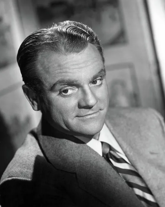 Framed Print : JAMES CAGNEY, portrait, 1940s Framed Print : JAMES CAGNEY, portrait, 1940s