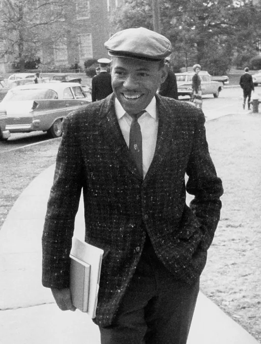 Framed Print : James Meredith, first African American ever enrolled at the University of Mississippi, Oxford, MS, November 03, 1962.. Courtesy: CSU Archives  /  Everett Collection