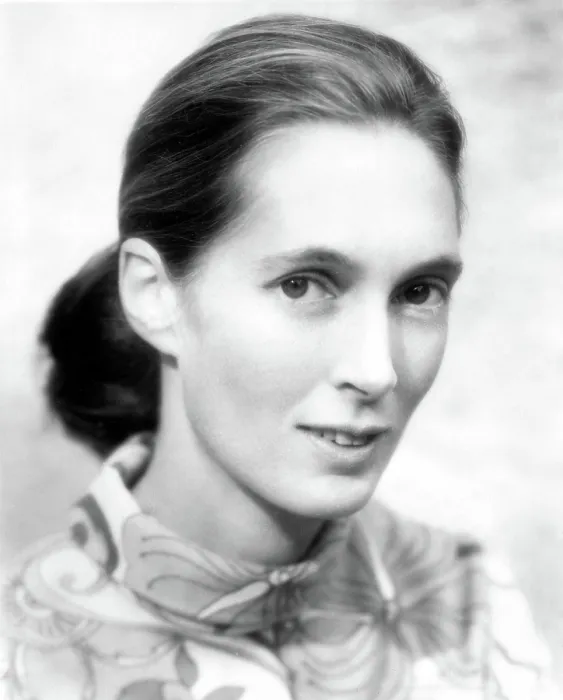 Framed Print : Jane Goodall. Courtesy: CSU Archives  /  Everett Collection