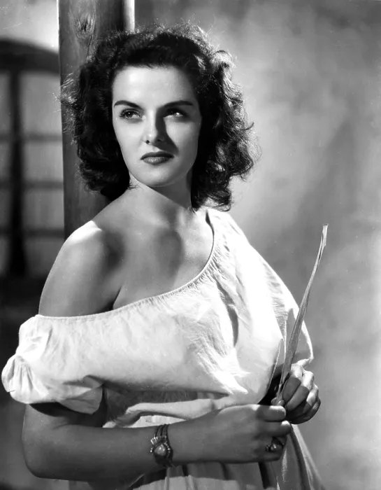 Framed Print : JANE RUSSELL, portrait Framed Print : JANE RUSSELL, portrait