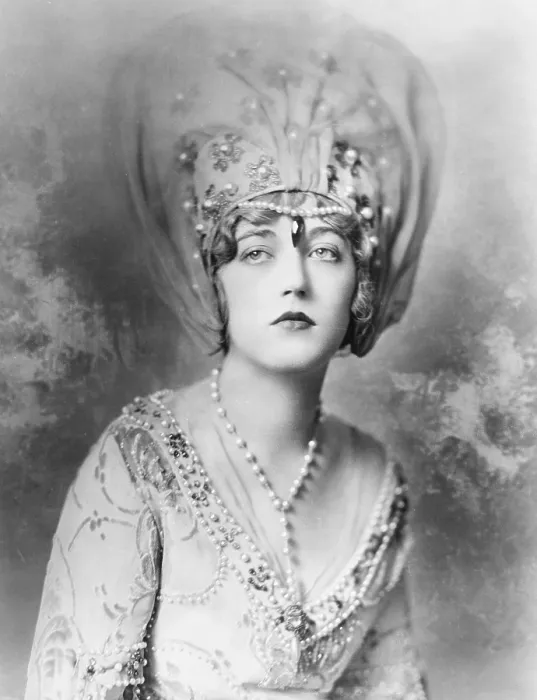 Framed Print : JANICE MEREDITH, Marion Davies, 1924