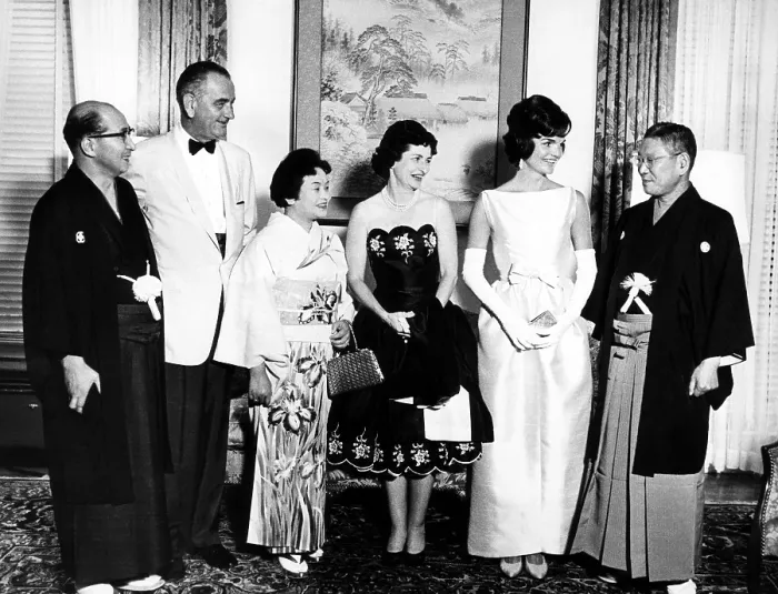 Framed Print : Japanese foreign Minister Zentaro Kosaka, Vice President Lyndon Johnson, Mitsue Ikeda, Lady Bird Johnson, First Lady Jacqueline Kennedy, and Japanese Prime Minister Hayato Ikeda