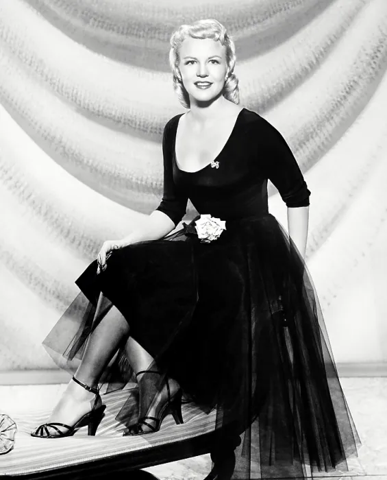 Framed Print : THE JAZZ SINGER, Peggy Lee, 1952 Framed Print : THE JAZZ SINGER, Peggy Lee, 1952