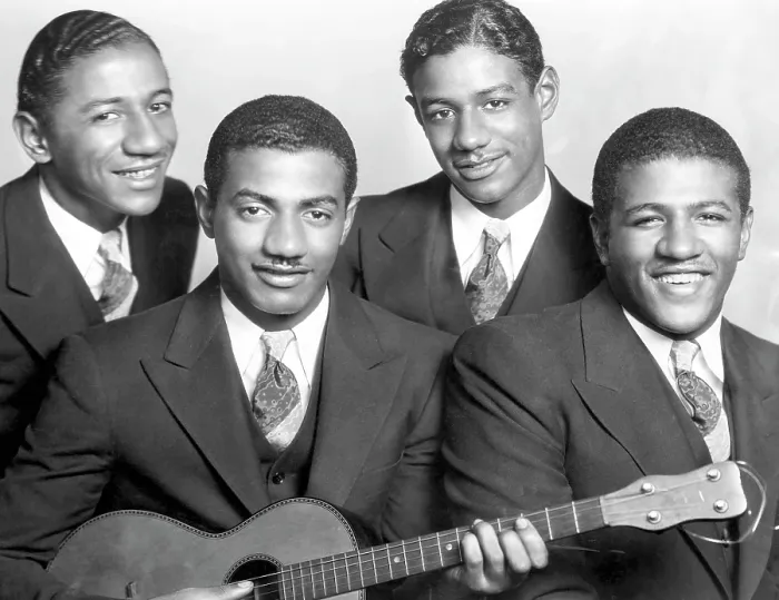 Framed Print : Jazz vocal quartet The Mills Brothers, l-r: Herbert Mills, Donald Mills, John Mills, Harry Mills, 1932.. Courtesy: CSU Archives  /  Everett Collection