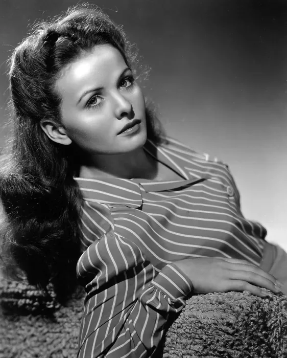 Framed Print : Jeanne Crain, 1944 Framed Print : Jeanne Crain, 1944