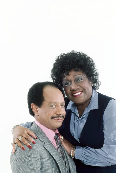 Framed Print : THE JEFFERSONS, from left, Sherman Hemsley, Isabel Sanford, 1975-85 (1983 photo) Framed Print : THE JEFFERSONS, from left, Sherman Hemsley, Isabel Sanford, 1975-85 (1983 photo)