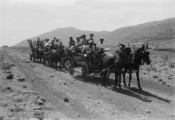 Framed Print : Jewish settlers arriving to establish an communal agricultural settlement, a kibbutz, in Palestine in the 1920s Framed Print : Jewish settlers arriving to establish an communal agricultural settlement, a kibbutz, in Palestine in the 1920s