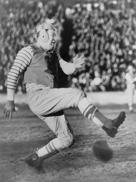 Framed Print : Jim Thorpe punting during a charity football game played in Seattle in 1931. In the same year he sold the film rights to his life story to MGM for $1, 500 ($25, 500 in 2019) Framed Print : Jim Thorpe punting during a charity football game played in Seattle in 1931. In the same year he sold the film rights to his life story to MGM for $1, 500 ($25, 500 in 2019)