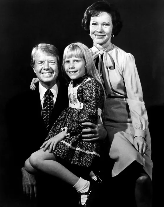 Framed Print : Jimmy Carter, Amy Carter and Rosalynn Carter, 1977. Courtesy: CSU Archives / Everett Collection
