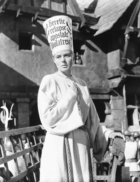 Framed Print : JOAN OF ARC, Ingrid Bergman, 1948